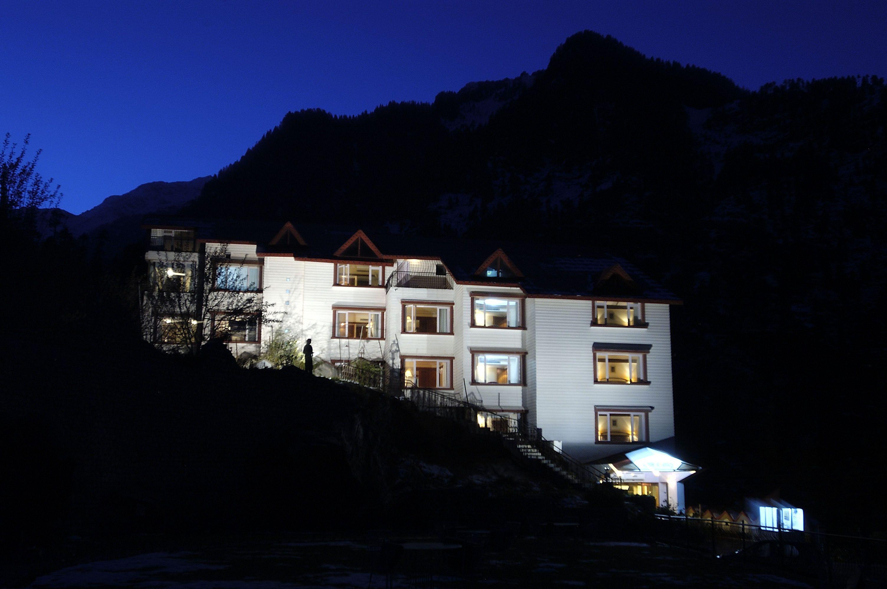 Apple Country Resorts- A Vegetarian Place - Manali (Himachal Pradesh), Manali